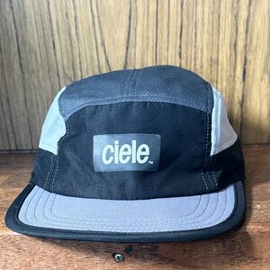 Ciele Black and Gray GoCap